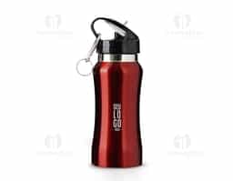 Squeeze em inox com capacidade para até 500ml. Possui tampa rosqueável em plástico com alça fixa e bico flip. Acompanha canudo interno removível e mosquetão metálico com argola.