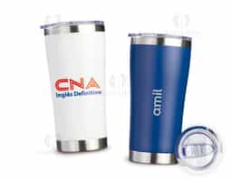 Copo térmico em aço inox 304, com capacidade máxima de 550 ml. Apresenta construção em parede dupla e tampa plástica de pressão, com sistema não rosqueável, proporcionando fechamento eficiente, dificultando vazamentos. Conta também com anel de vedação e protetor deslizante para o bocal, que contribuem para a qualidade da bebida.