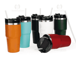 Copo térmico com capacidade para até 600ml. Possui estrutura de parede dupla com interior em inox 304 e exterior em inox 201 e pintura em spray, além de tampa rosqueável em polipropileno (PP), com abertura por mecanismo giratório e entrada para canudo. Acompanha canudo em PP.