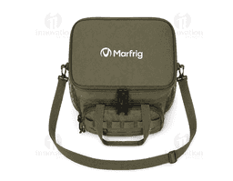 Bolsa térmica com dois compartimentos em tamanhos diferentes e capacidade total de 16 litros. Confeccionada em tecido Oxford 600D resistente à água, apresenta estrutura interna com espuma e revestimento térmico em PEVA. Conta ainda com bolso frontal multiuso com aberturas para encaixe de módulos adicionais, dois bolsos laterais com elástico e duas alças de mão fixas. Acompanha alça transversal ajustável.
