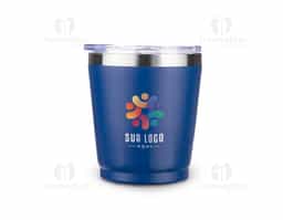 Copo térmico com capacidade de 200 ml, produzido em inox e indicado para conservação da temperatura de bebidas. Possui parte interna térmica, tampa com bocal, trava de segurança e vedação em silicone, auxiliando na prevenção de vazamentos e oferecendo praticidade para o uso diário.