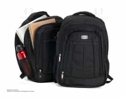 Mochila confeccionada em poliéster com compartimento para notebook. Contém compartimento grande com bolso para notebook até 15,6 polegadas, compartimento mediano com zíper, bolso frontal com zíper, alça de mão, alça superior em nylon, alças de ombro e costas acolchoada com revestimento antitranspirante e bolsos laterais telados.