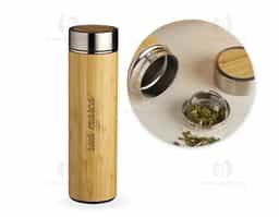 Garrafa de bambu e inox 500ml com parede dupla e infusor. Conserva temperatura quente ou fria.