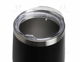 Copo térmico 320ml de parede dupla em inox livre de BPA, contém tampa com bocal.
