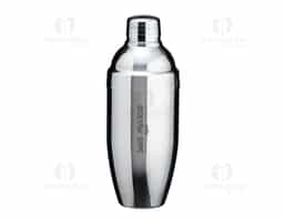 Coqueteleira de inox com capacidade para 750ml, contém tampa de pressão com peneira e tampa protetora.