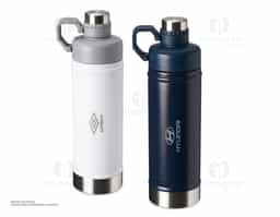 Garrafa térmica de parede dupla em inox, capacidade de 700ml. Tampa principal com bocal e tampa protetora com alça de transporte acoplada.