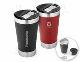 Copo de viagem térmico em aço inox com parede dupla isolada a vácuo. A tampa inclui um abridor de garrafas. Ideal para preservar as suas bebidas frias ou quentes. Capacidade até 630 mL.