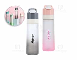 Squeeze bicolor plástico com borrifador e capacidade de 650ml. Contém tampa rosqueável com trava de segurança para o bocal, alça para transporte e alavanca para acionamento do borrifador.