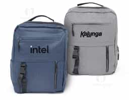 Mochila de nylon 23 Litros com 3 compartimentos, sendo o principal com bolso para notebook 15,6. Com divisórias internas para acessórios, a mochila possui bolso lateral, suporte externo USB e alça para encaixe em malas e viagens.41x30x19