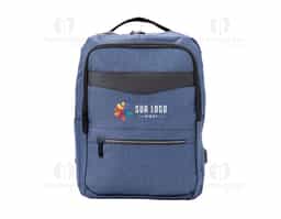 Mochila de nylon 22 Litros com detalhes em couro sintético e três compartimentos, sendo o principal com bolso para notebook 15,6. Mochila possui bolso lateral e suporte externo usb.