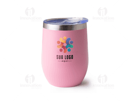 Copo térmico de 320ml com parede dupla em inox, garantindo isolamento térmico eficiente para manter suas bebidas quentes ou frias por mais tempo. Livre de BPA, é seguro para o uso diário. A tampa com bocal facilita o consumo e a trava de segurança evita vazamentos, tornando-o ideal para o transporte sem preocupações.