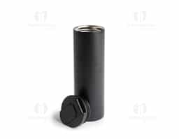 Copo térmico de inox com capacidade de 500ml. Possui base de EVA antiderrapante, tampa plástica com bocal e trava de segurança para evitar vazamentos.