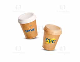Copo feito em fibra de coco com capacidade de até 350ml. Possui tampa plástica com bocal.